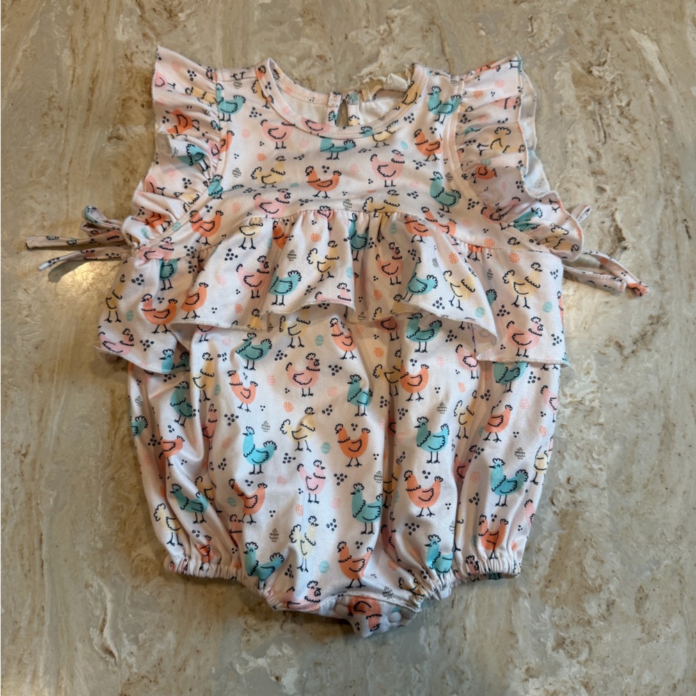 Chicken 🐓 bubble romper